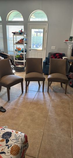 Set Of 3 Dining Room Chairs Richmond, Texas 77407