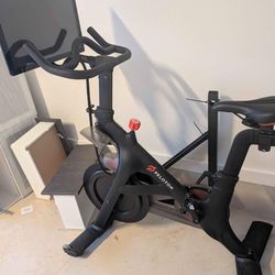 Peloton Bike