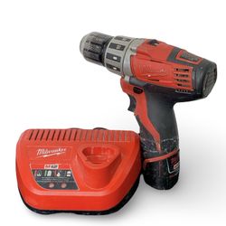 Milwaukee 2410-20 M12 12v Drill Driver Kit 
