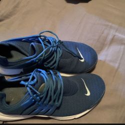 Nike Prestos