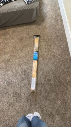 Brand new wood art easel