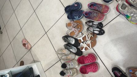 9 Girls different sizes 8,10,11,12 & 1