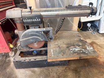 Radial arm saw