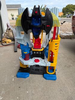 Imaginext DC Super Friends Ultimate Headquarters Playset