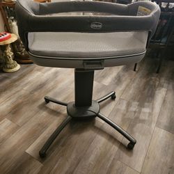 Baby Bassinet/Changing Table/Organizer 