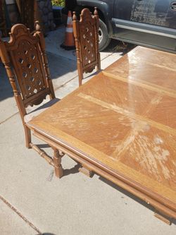 Table dinning table with 6 chairs