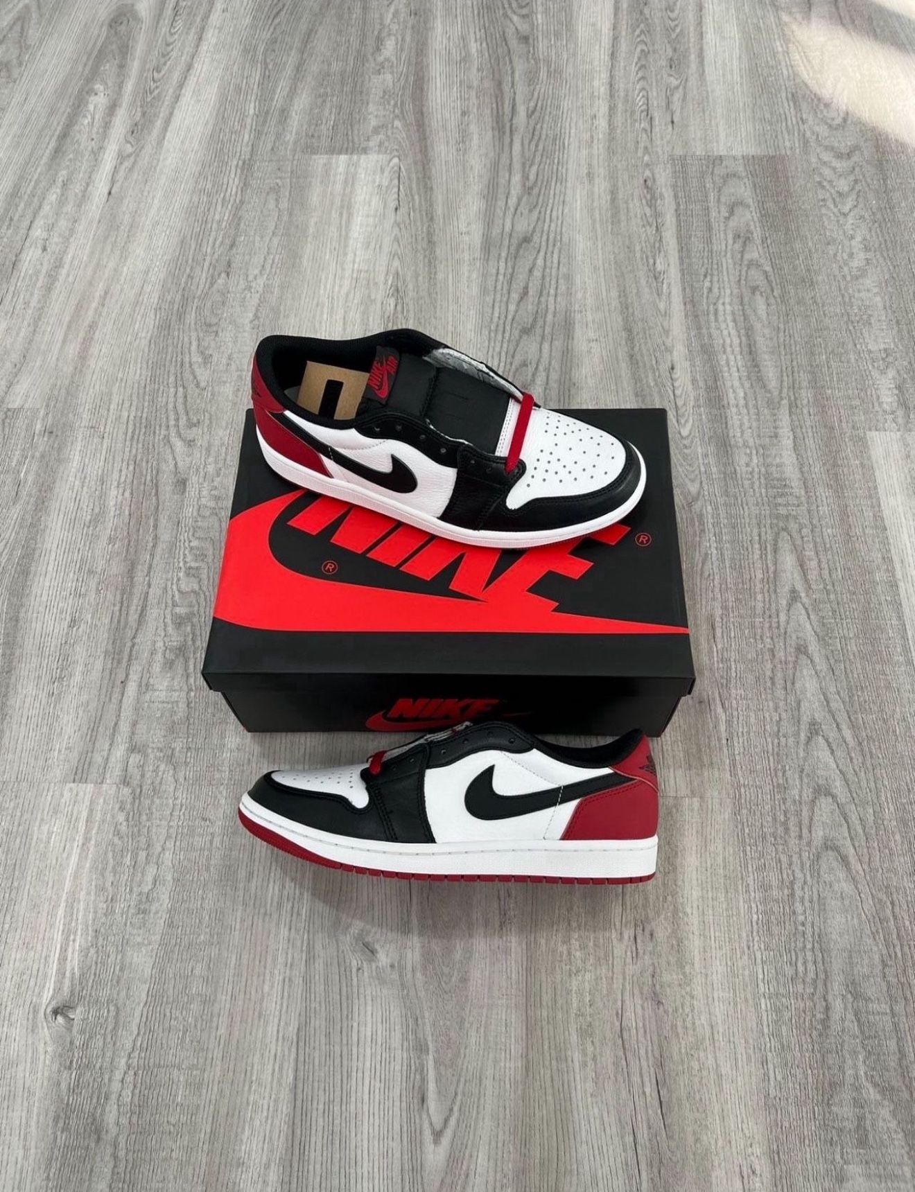 Jordan Low Retro Black Toe Mens 11, 13 New