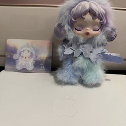 Popmart Skullpanda Lightning 