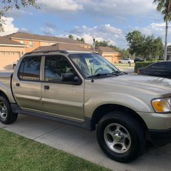 Ford Explorer Sportrac 2003 XLS