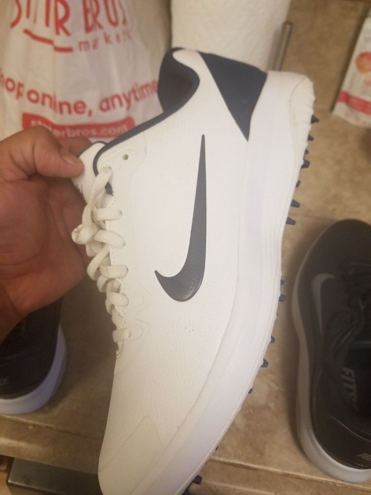 Brand New Nike Golf Shoes/cleats Size