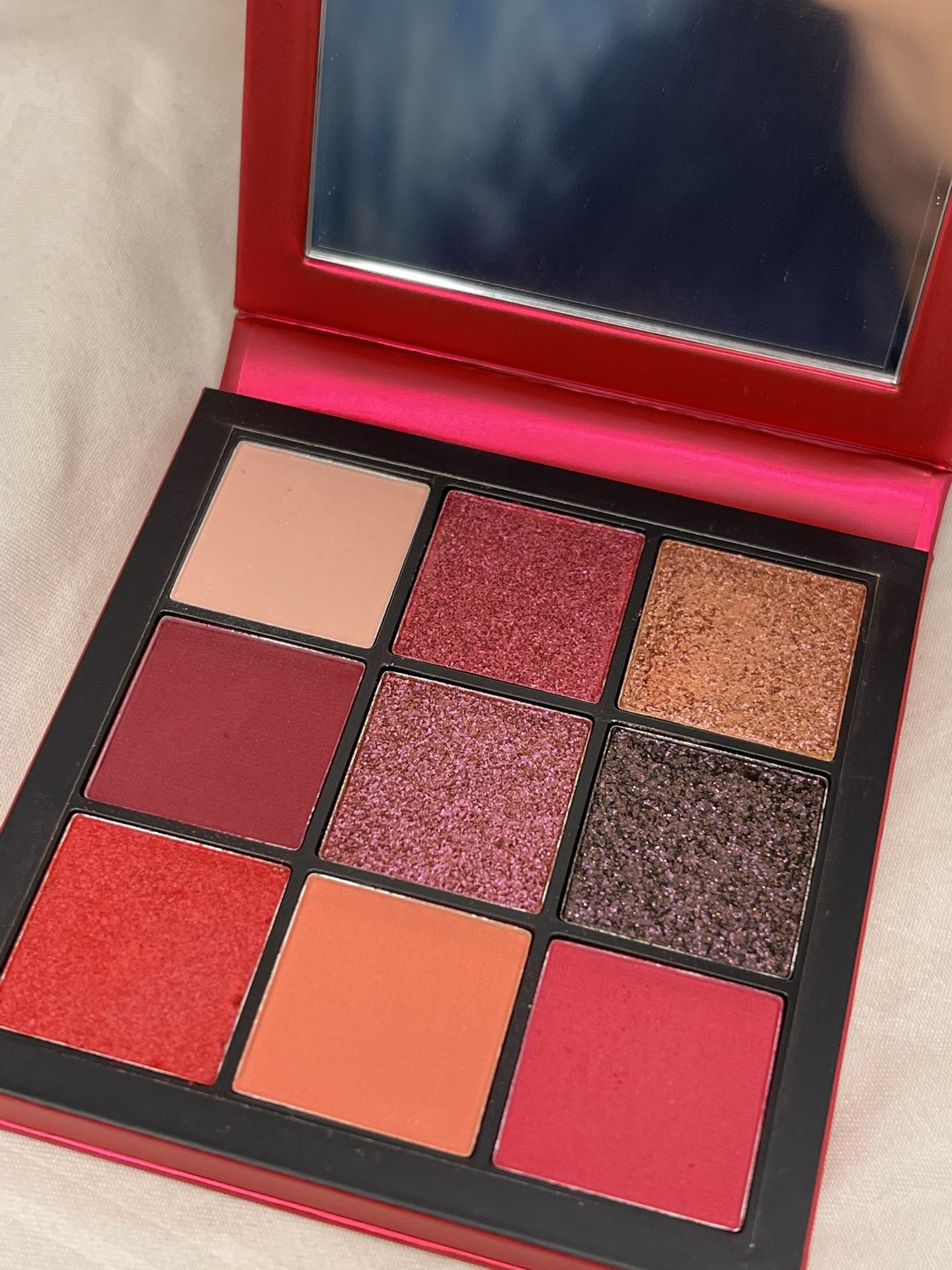 Huda Beauty Ruby Obsessions Palette