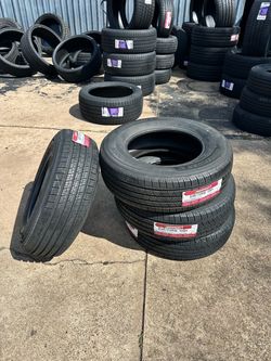 Roadspider CityTraxx H/T 235/70R16 106H Tires – Set of 4