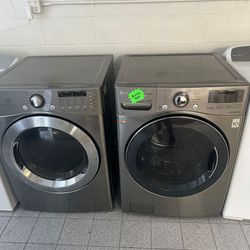 Lg Washer And Dryer Front Loader Set