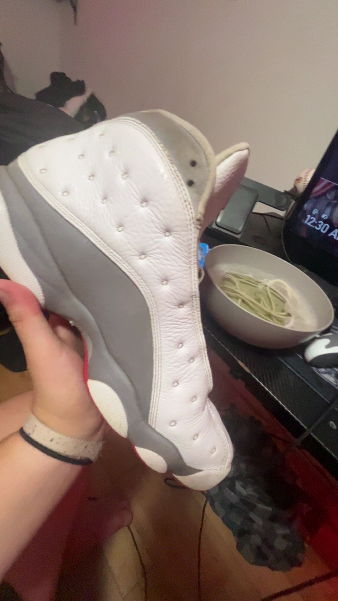 jordan 13 grey wolf