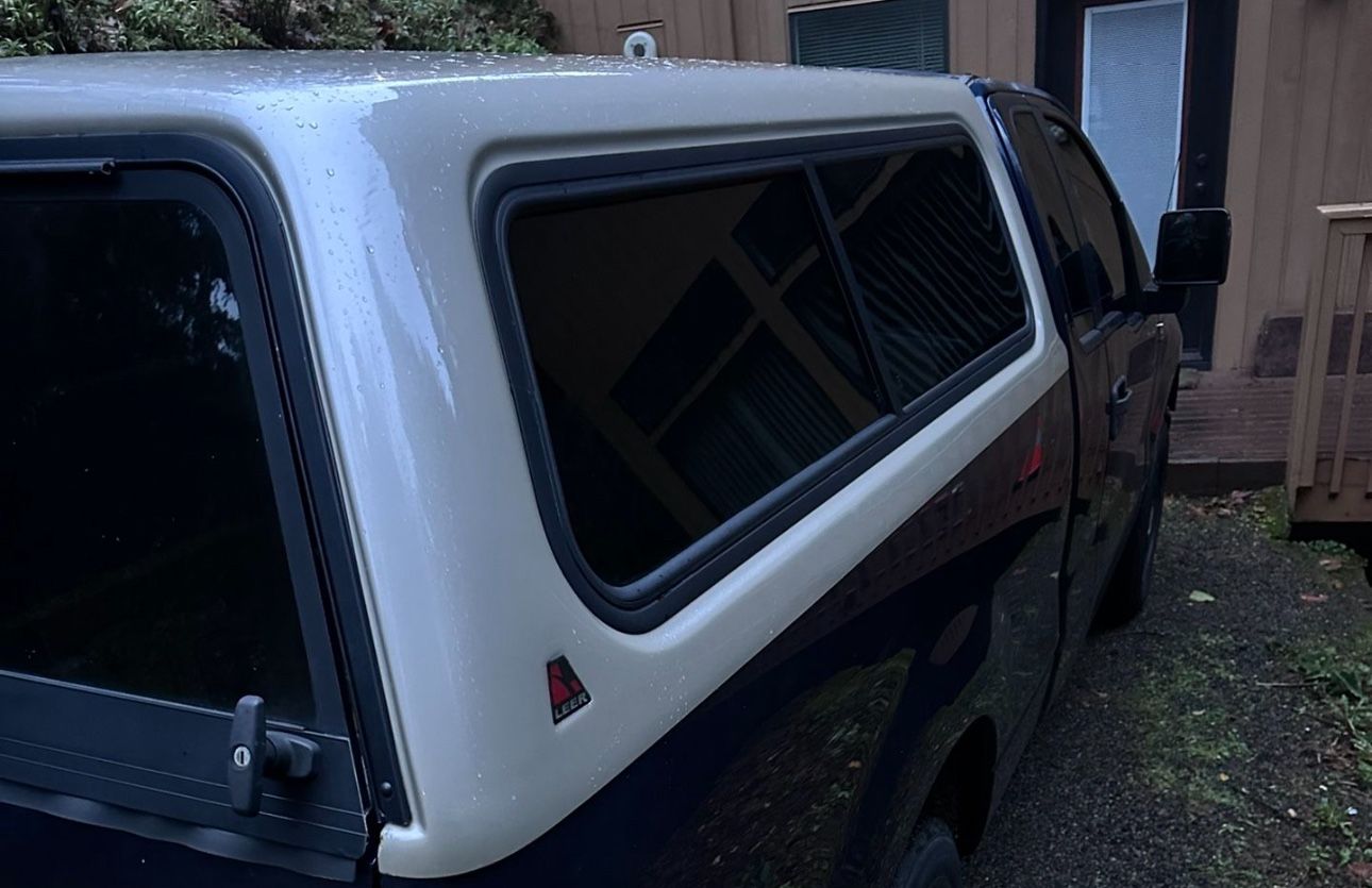 Canopy/ Camper