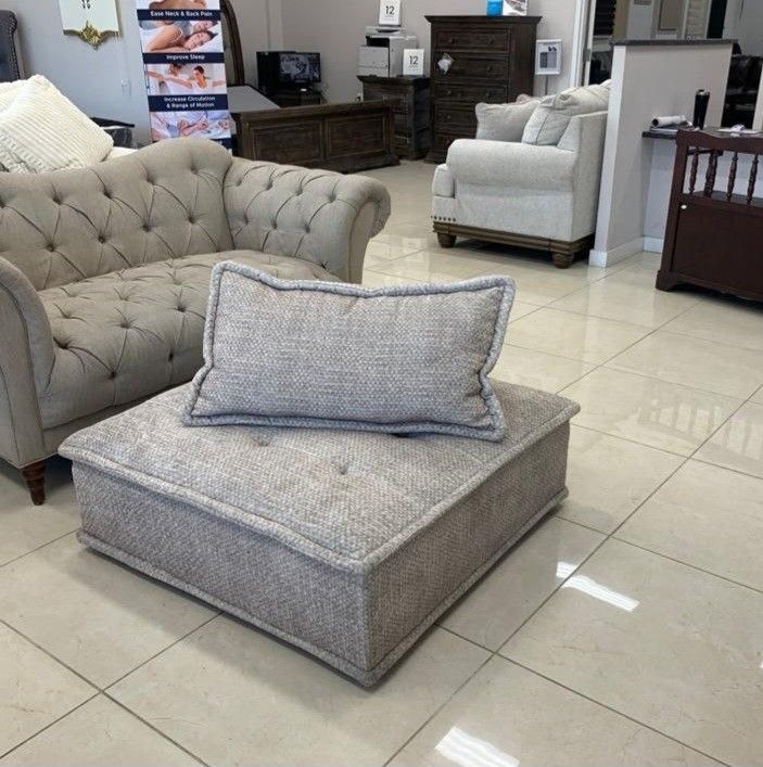 BALES TAUPE ACCENT CHAIR