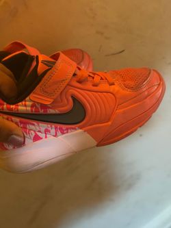 Girls Nikes