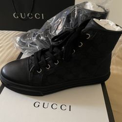 Gucci Sneakers