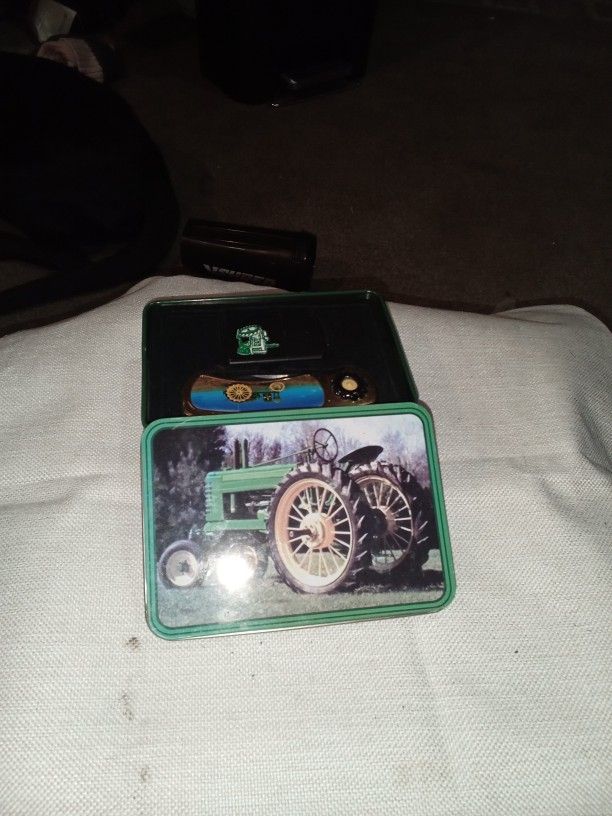 John Deere Collection With Zippo And Collectable Knife In Tin