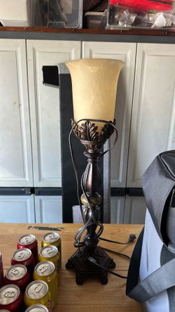 Table lamp