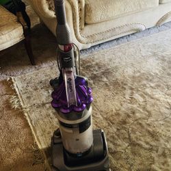 Dyson  Vacuum 