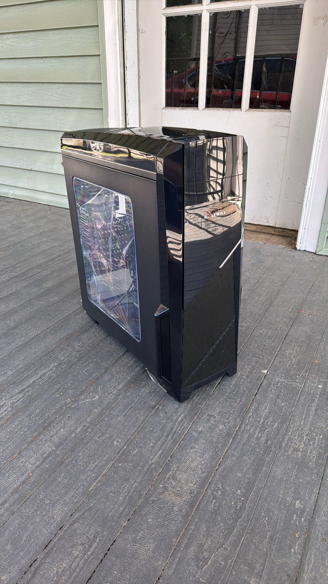 Rosewill Computer case - Nautilus