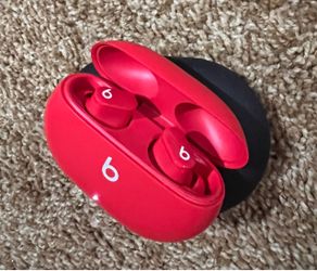 Beats earbuds