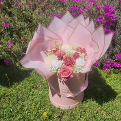 $100 special candle flower arrangements for mom
