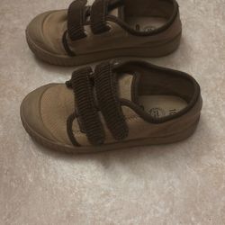 boy shoes size 10