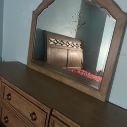 Queen Bedroom Set 