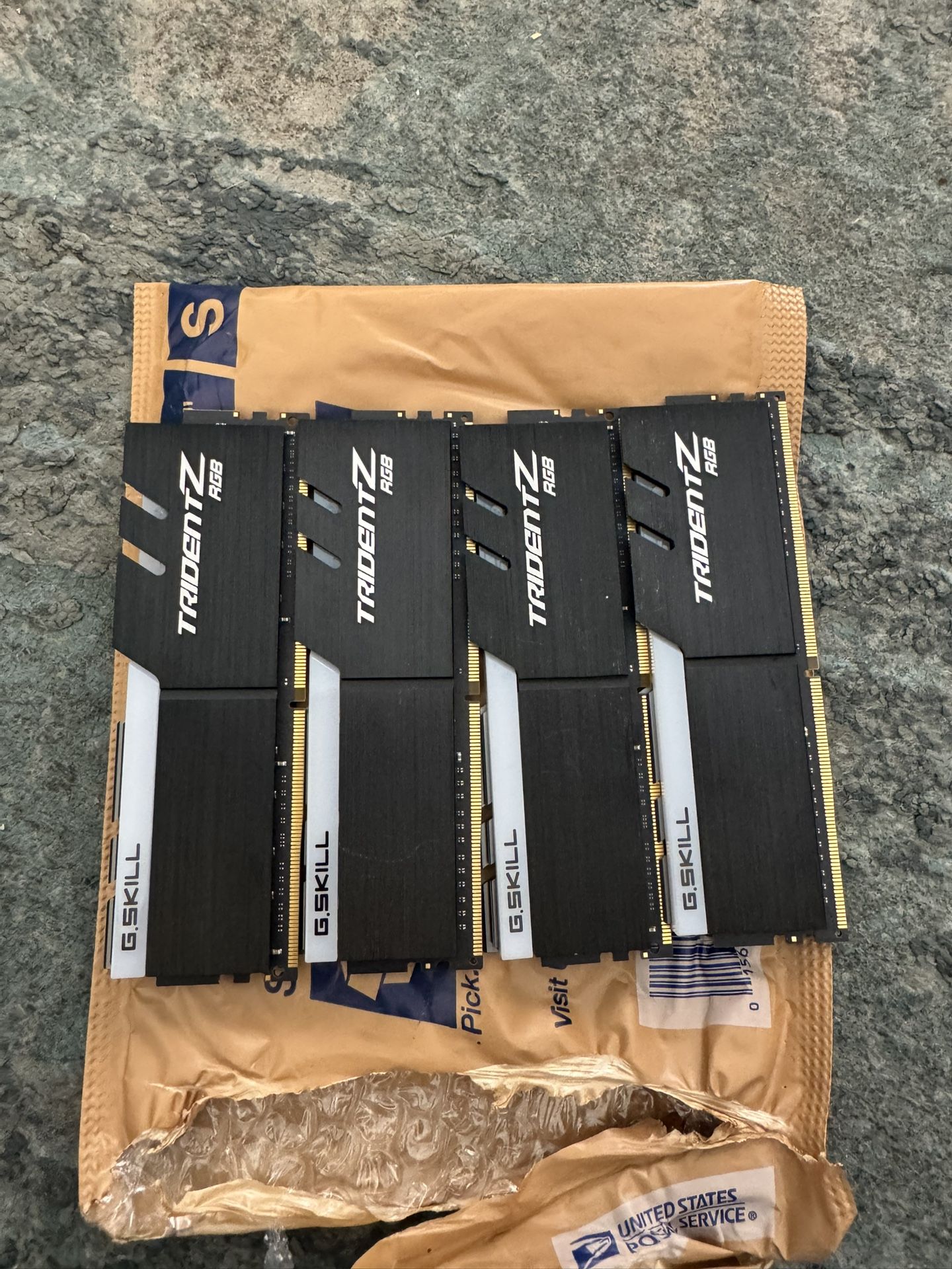 64 GB ddr4 rgb ram tridentz