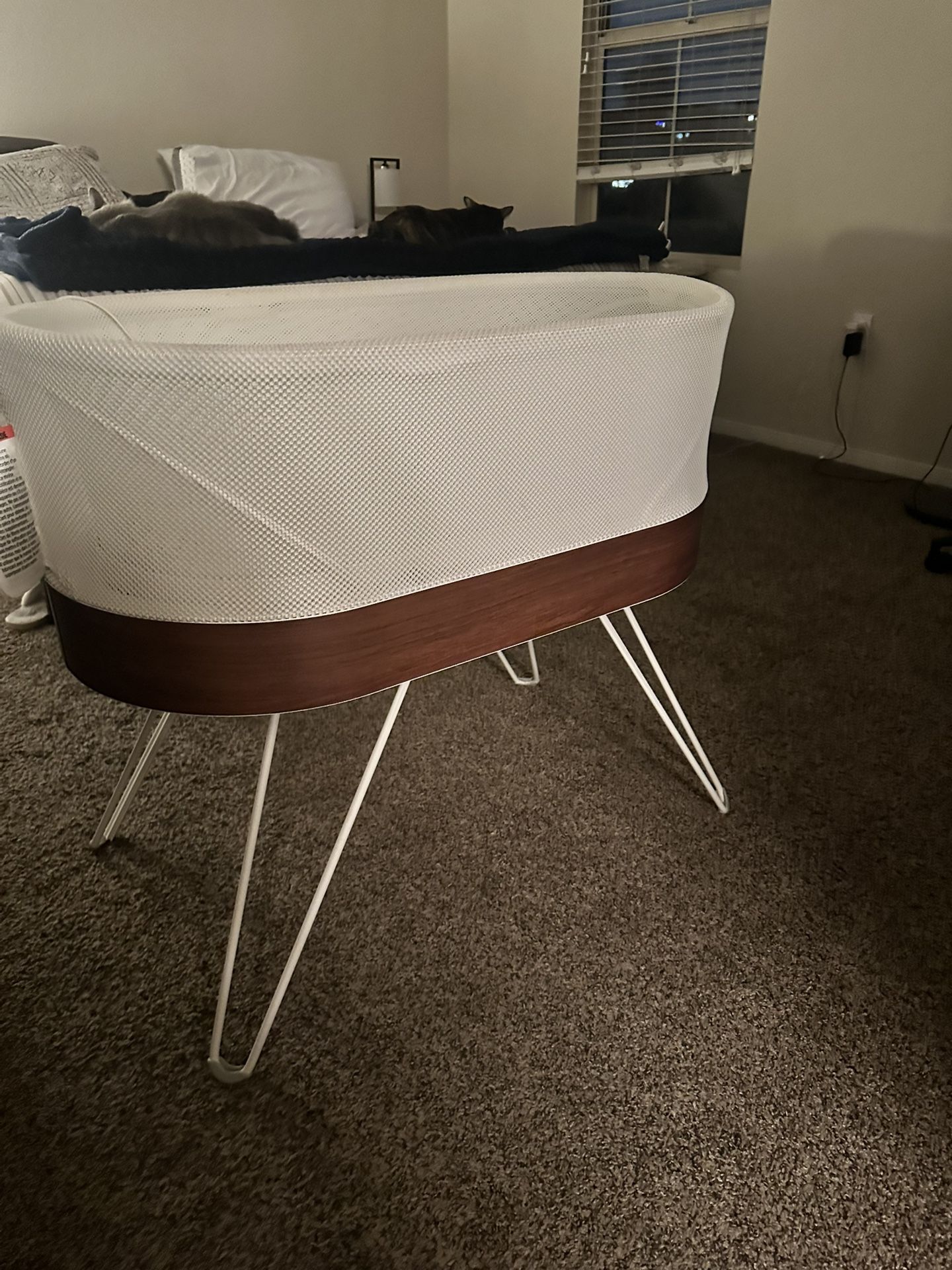 SNOO Bassinet - Like New