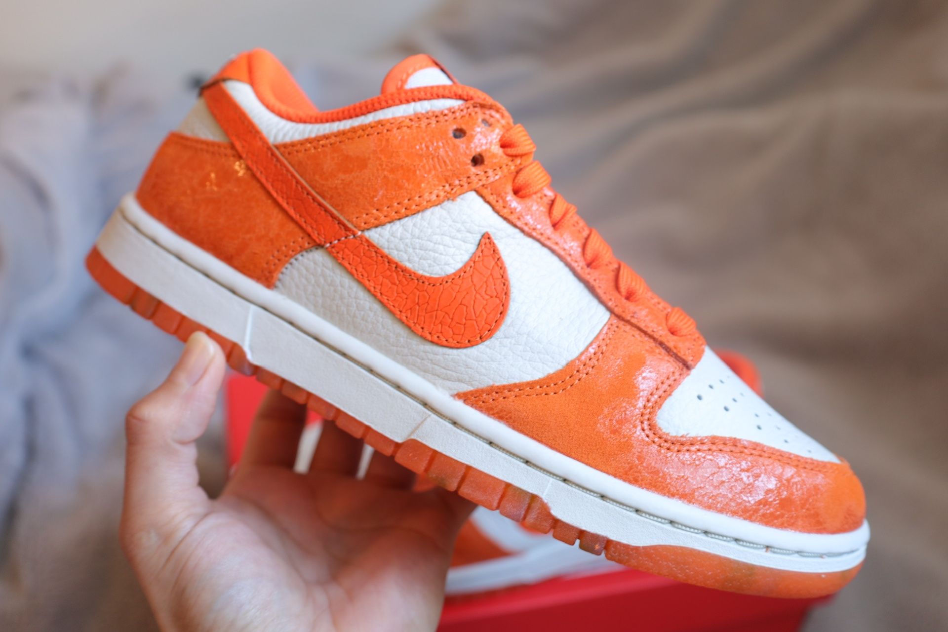 Nike WMNS Dunk Low 