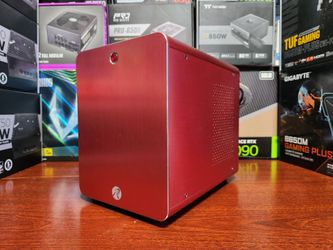 Red Gaming PC