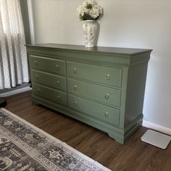 Wooden Dresser 