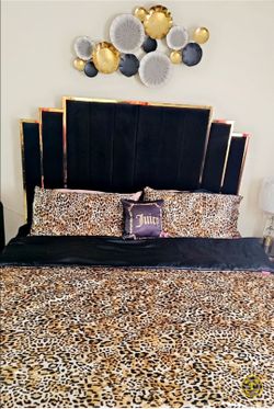 King size bed with mattress