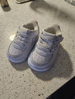 Nike white Toddler