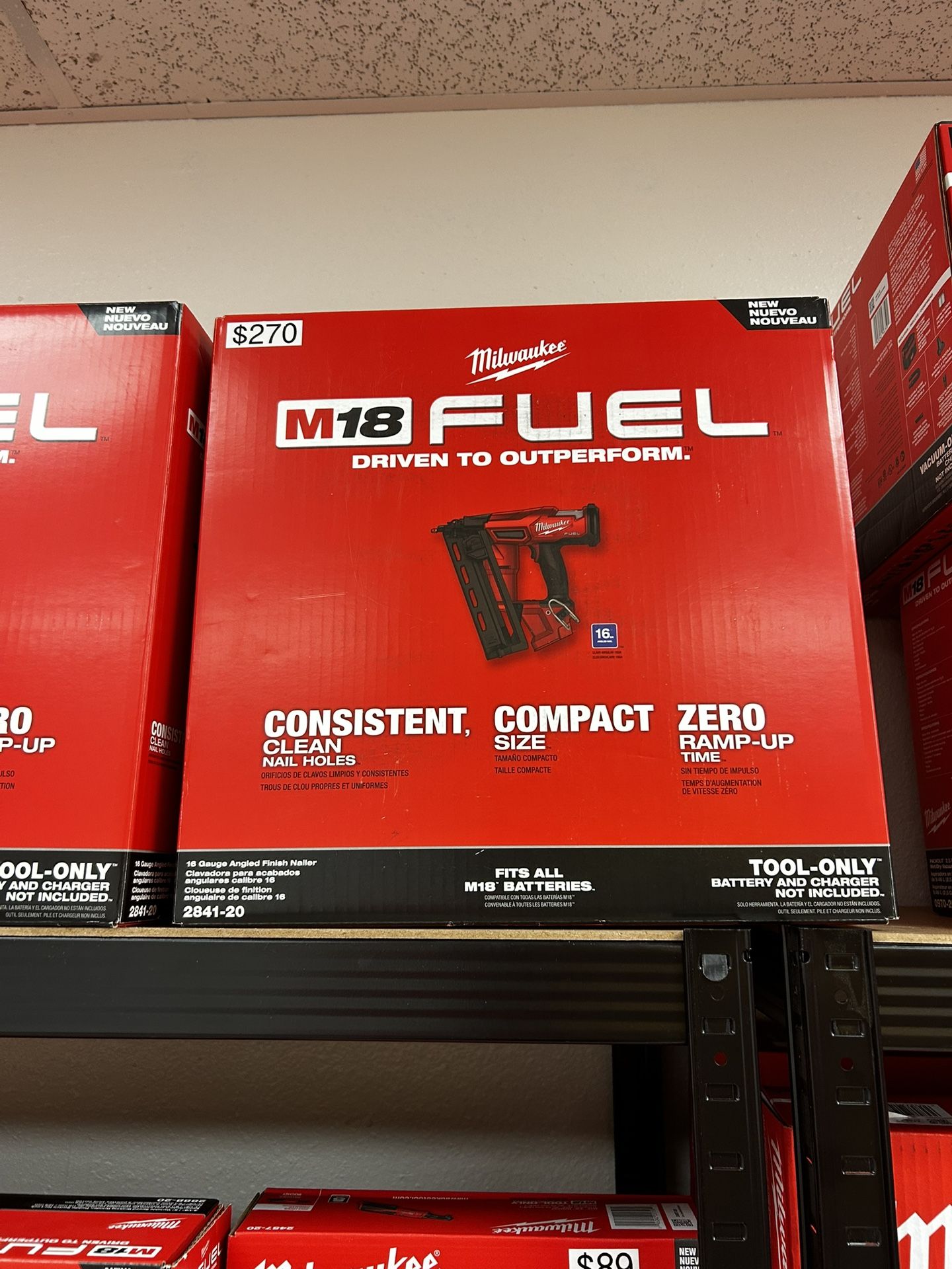 Milwaukee M18 Fuel 16 Gauge Angled  Finish Nailer 