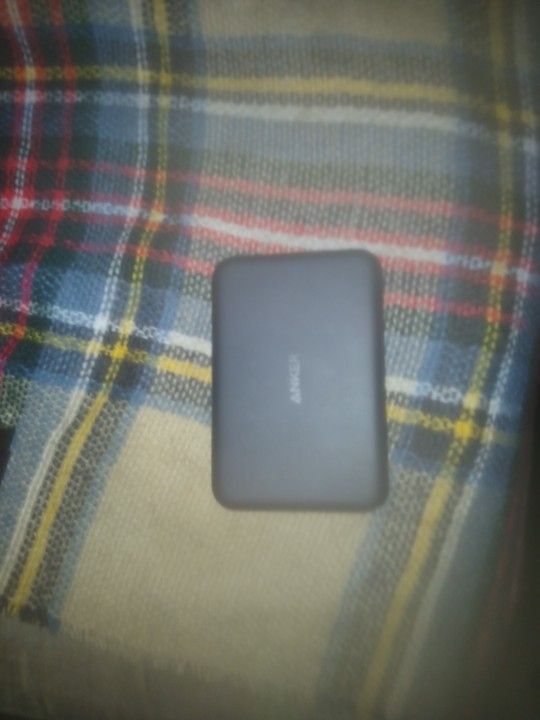 Anker Mag Go Power Bank