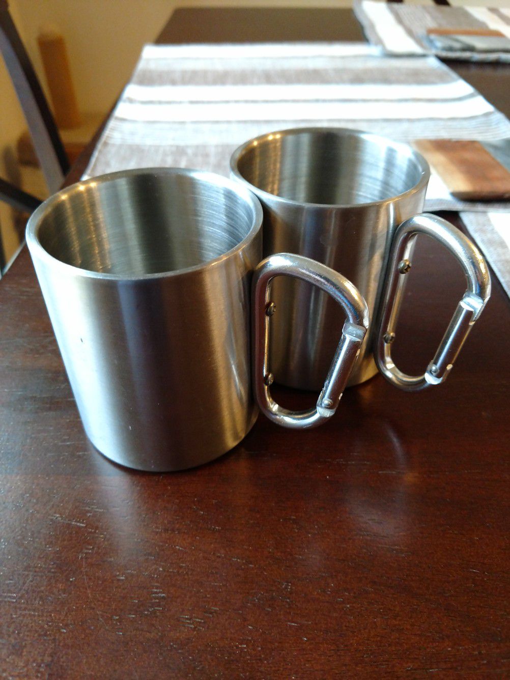 Carabineer camping mugs