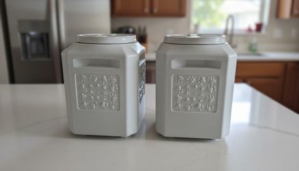 $20 each! Two Pet Animal Dog Cat Food Feed Spin Top Vault Food Container Storage Bin! Holds 35lbs Of Dog Food! Retails $44.95  13x13x17in