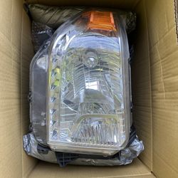 2017 Toyota Tundra Headlights 
