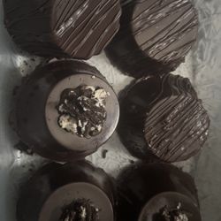 Valentines Day Arrangements 