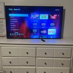 TCL Smart Roku TV - 49”