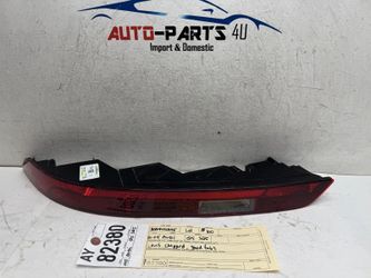 lens chipped 2021 - 2024 AUDI Q5 SQ5 LEFT REAR BUMPER SIGNAL LIGHT OEM AY82380