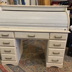 Sturdy Roll Top Desk From The 90’s