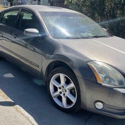 2005 Nissan Maxima