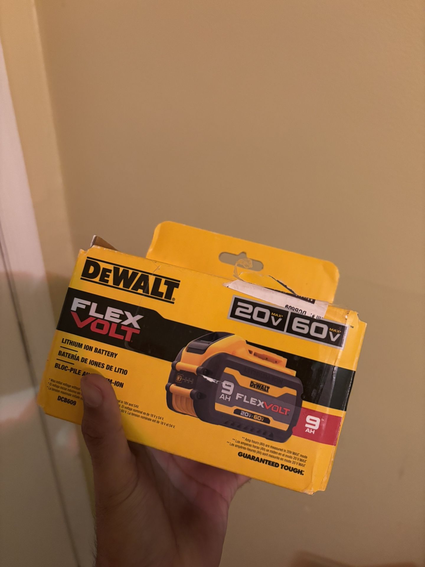 DEWALT FLEXVOLT 20V/60V 9Ah 165$ BRAND NEW‼️