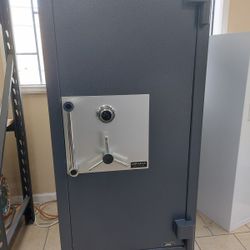 American Security CF5524 TL-30 High Security Safe