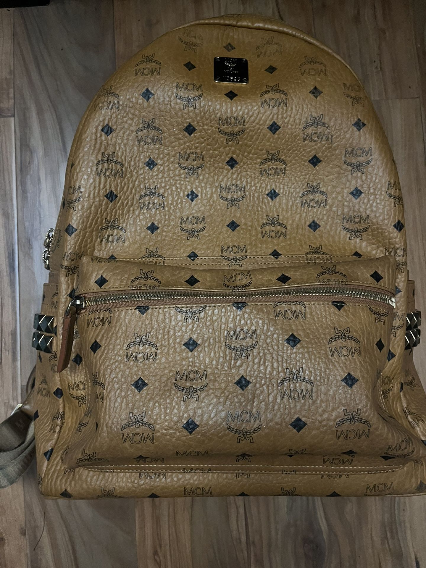 MCM LARGE BACKPACK
